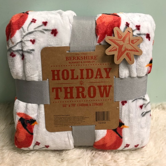 Berkshire Bedding Berkshire Blanket Holiday Throw Set Pmb65 Poshmark